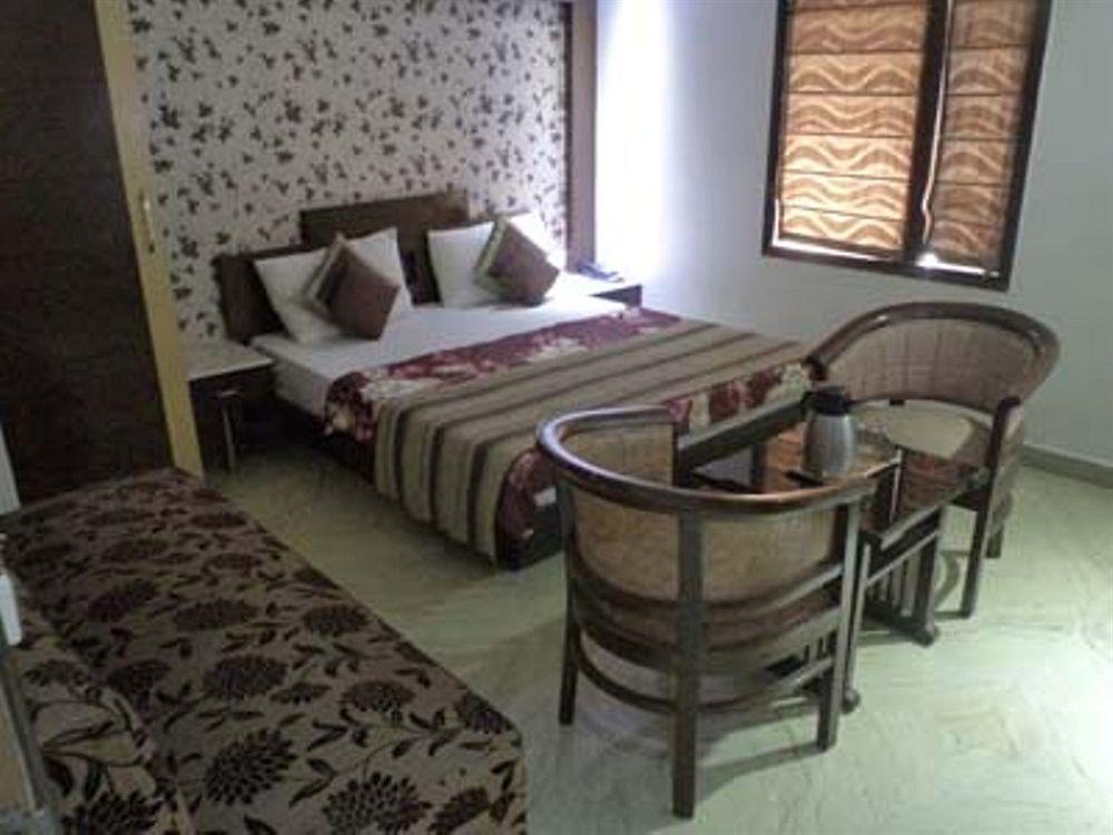 Jp Inn Hotel 뉴델리 외부 사진